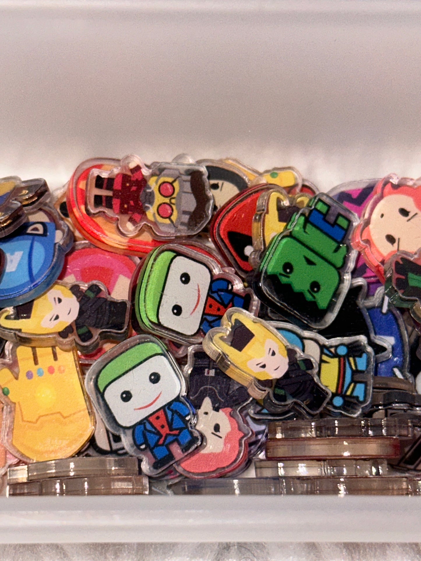 2cm Hero Acrylic